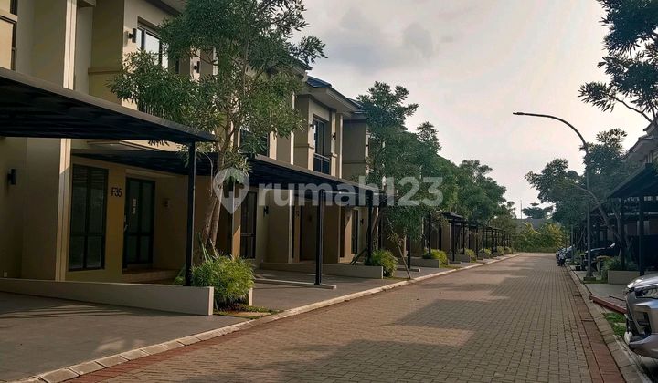 2-Story Luxury House Ready to Occupy Near Sawangan Toll Road 2