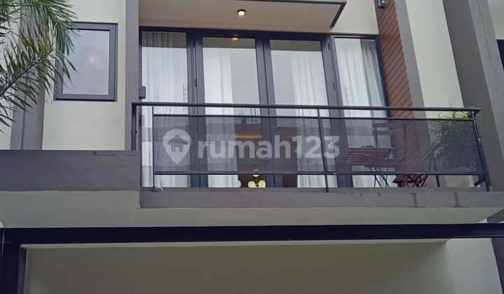 Rumah 3,5 Lantai Exclusive di Jalan M. Kahfi Jaksel 2