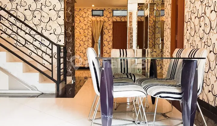 Rumah Mewah 2 Lantai di Bukit Cimanggu City, Bogor 2