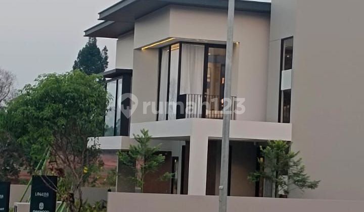 Rumah Sultan 2 Lantai di Shila @Sawangan Depok Rumah Sultan 2 Lantai di Shila @Sawangan Depok