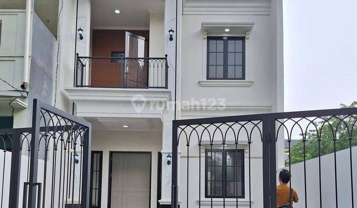 Rumah Mewah 2 Lantai Siap Huni Di Cilodong 2