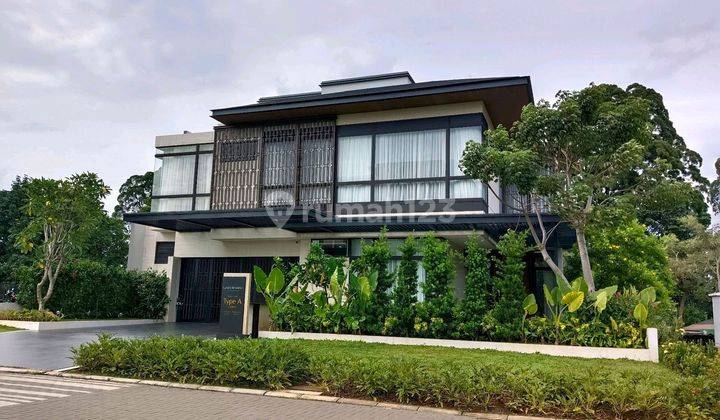 Rumah Mewah 3 Lantai Di Kawasan Golf Emeralda  1