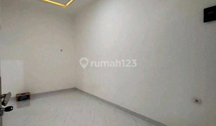 kamar mandi rumah siap huni dalam perumahan