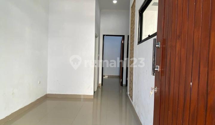 Ready-to-Occupy Cluster House in Cikaret Cibinong 2