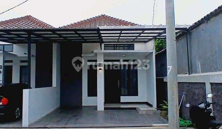 Ready-to-Occupy Cluster House in Sawangan Depok Ready-to-Occupy Cluster House in Sawangan Depok