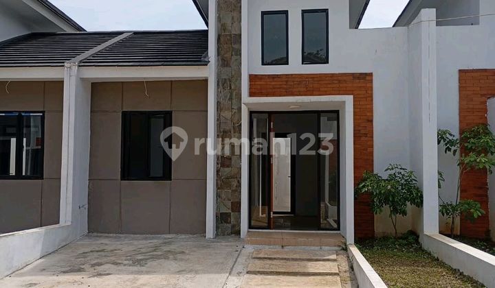 Ready-to-Occupy Cluster House by Ciseeng Roadside