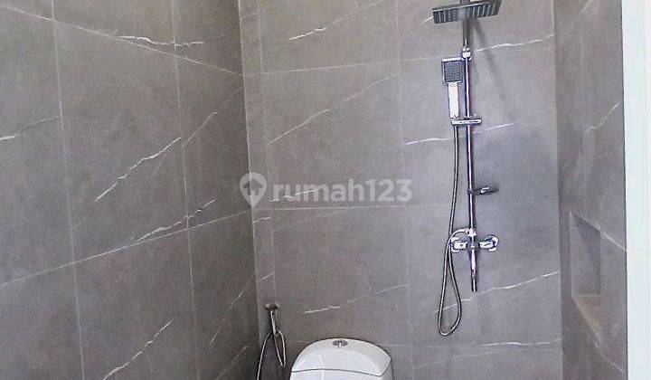 kamar mandi rumah cluster 2 lantai siap