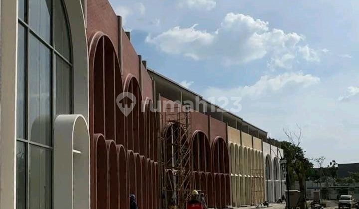 Ruko 3 Lantai + Rooftop Di Kawasan Elite