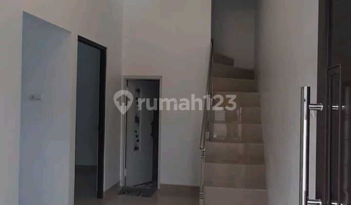 Rumah 2 Lantai Di Setu Babakan Jagakarsa 2