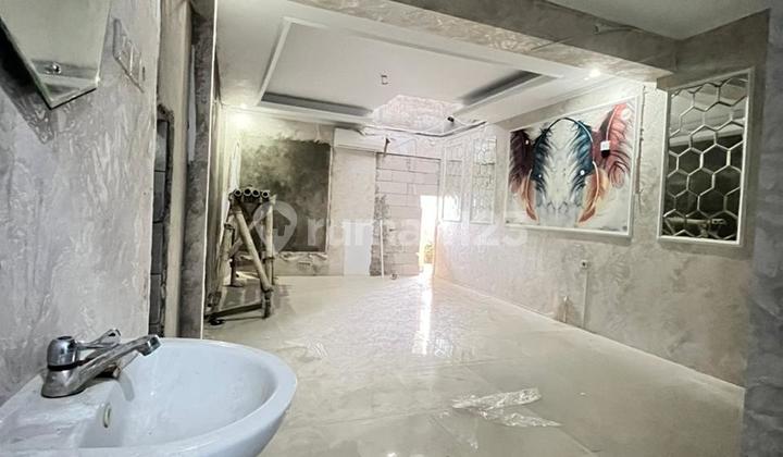 2-Storey Shop House (Basement) Ready to Occupancy, Facing Deppen Sukatani Market 2