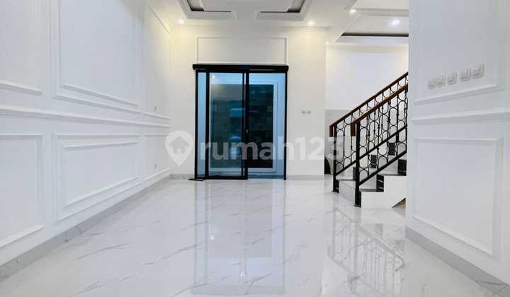 Luxury 2-Storey House in Grand Depok City