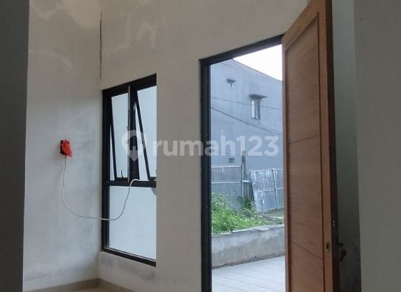 Rumah 1.5 Lantai Dekat Grand Depok City Rumah 1.5 Lantai Dekat Grand Depok City