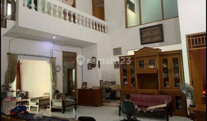 Rumah Menceng 2lantai Siap Hunidijual Menceng , Tegal Alur, Jakarta Barat Uk.15x20 2 Lantai Lt. 300 lb.240 Kt.5+1 km.3+1 Air Pam Dan Tanah SHM Harga 4,8m Nego 1