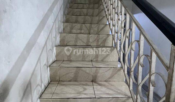 Rumah 2lantai di Komplek 84 Bandengan  7