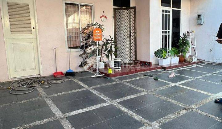 Rumah 2 Lantai di Modernland Tangerang