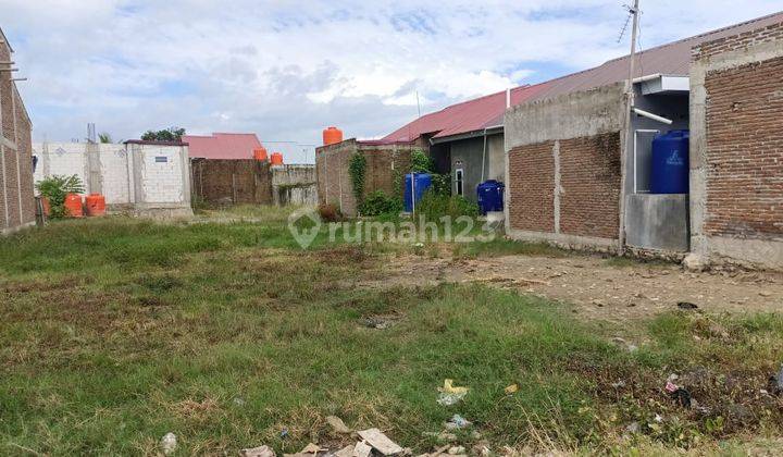 Rumah Minimalis Aksesm Mobil Bebas dr Banjir, Kado Manis Istri  2