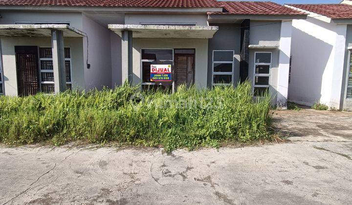 Rumah Jalan Parit Haji Muksin 2 Komplek Lunar Mansion, Kubu Raya Pontianak 1