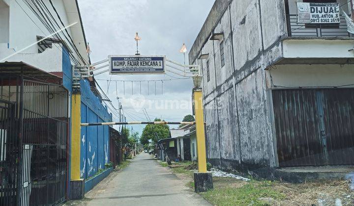 Rumah Jalan Husein Hamzah Pal 5 Fajar Kencana, Pontianak Barat 2