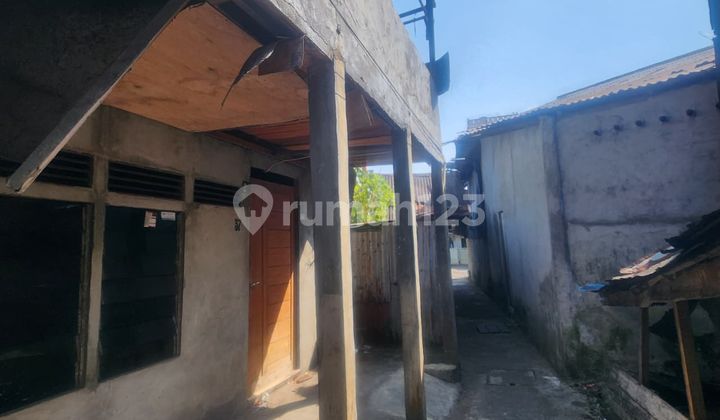 Rumah Jalan Selat Bali Gang Bersatu Pontianak Utara 2