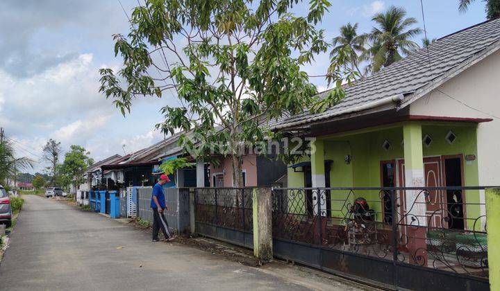 Rumah Jalan Husein Hamzah Pal 5 Fajar Kencana, Pontianak Barat 2