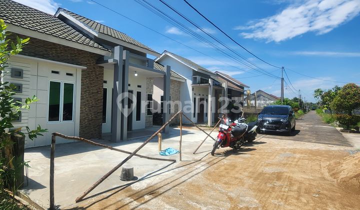 Rumah Jalan Villa Fasyah Regensi Komplek Kosgoro Permai Kubu Raya 2