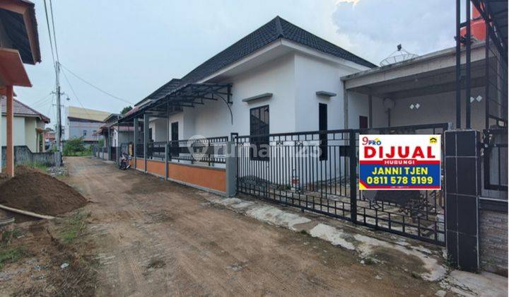 Rumah Jalan Raya Kapur Komplek Mekar Sari Residence Desa Kapur, Kubu Raya Pontianak 2