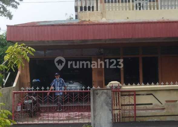 Rumah Jalan Uray Bawadi, Pontianak Kota