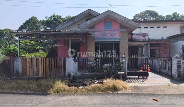 Rumah Jalan Sungai Raya Dalam Komplek Sejahtera 3, Pontianak Tenggara 1