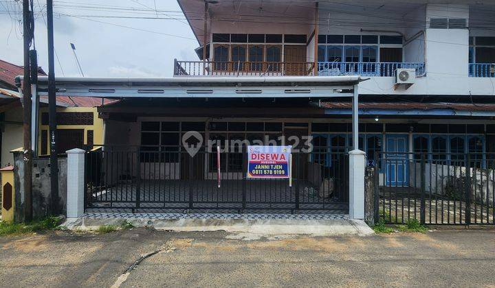 Rumah Jalan Khw Hasyim Gang Amal, Pontianak Kota 1