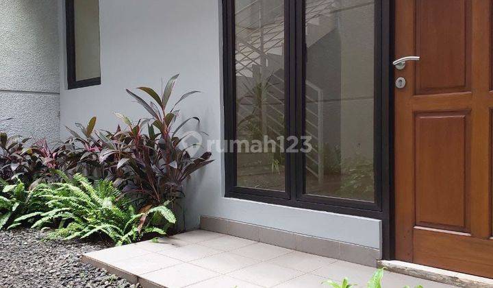 Rumah Bagus Siap Huni Lokasi Strategis di Pondok Indah 2