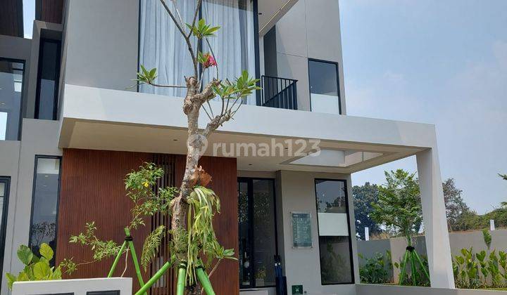 Rumah Cantik Strategis di Laguna Shila Sawangan 1