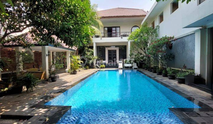 Dijual Rumah Mewah Siap Huni Dengan Kolam Renang di Villa Cinere Mas 1