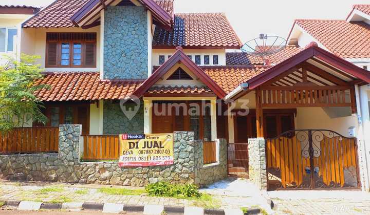 Rumah Kokoh 2 Lantai dalam Komplek Puri Cinere dekat MRT
