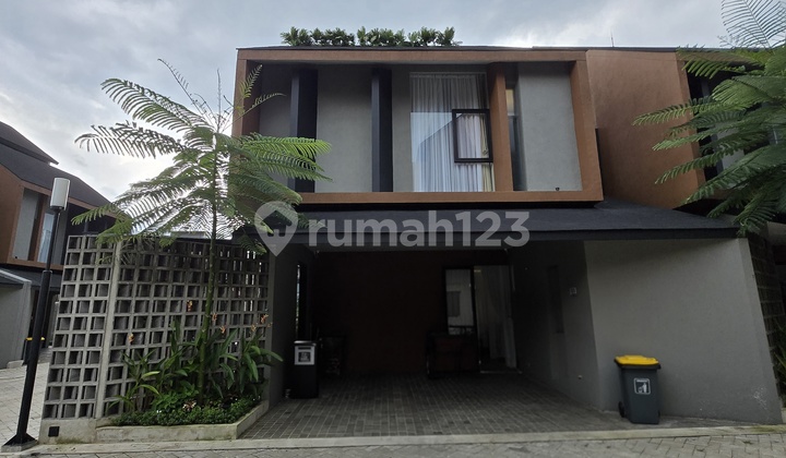 Rumah Bagus Hook 3 Lantai Dalam Komplek Lokasi Strategis Di Sawangan