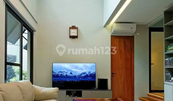 Ready-to-Live Flood-Free Pool House in Bintaro Cluster