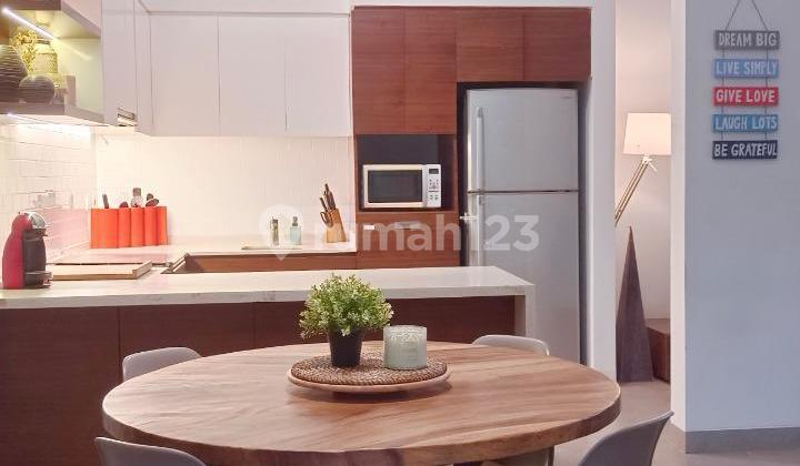 Rumah Dekat St KRL Pondok Ranji Semi Furnished 2½ Lantai SHM 2