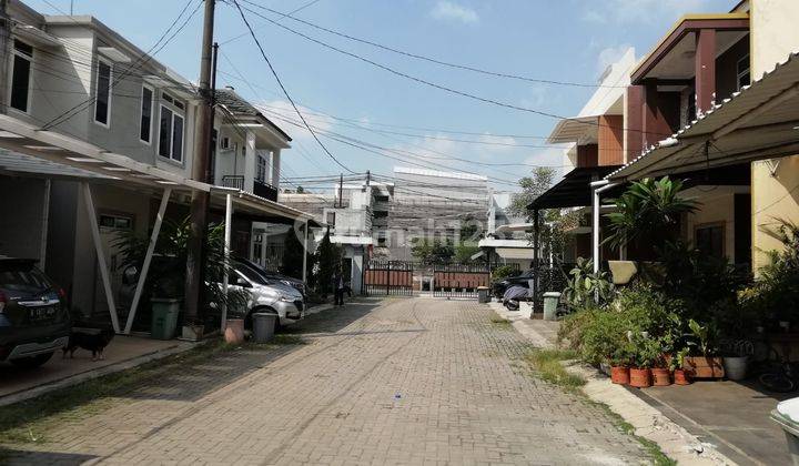 Rumah 2 Lantai Siap Huni Dalam Cluster Dekat Sekolah Alam Bintaro 2