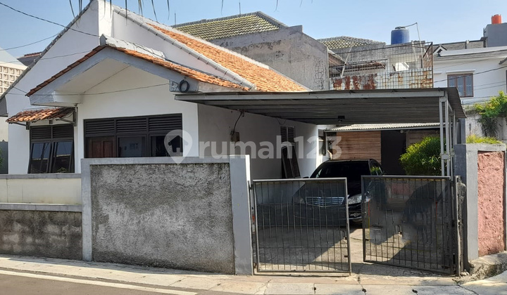 Rumah Hook Lokasi Dekat STAN Bintaro dan Cocok Untuk Kos-kosan.