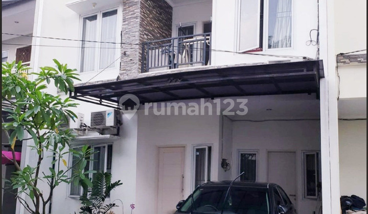 Rumah Cantik 2 Lantai Siap Huni dalam Cluster @Cirendeu.