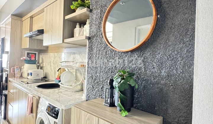 Fully Furnished Ready-to-Live-In Apartment with Strategic Location @Breeze Apartment Fully Furnished Ready-to-Live-In Apartment with Strategic Location @Breeze Apartment