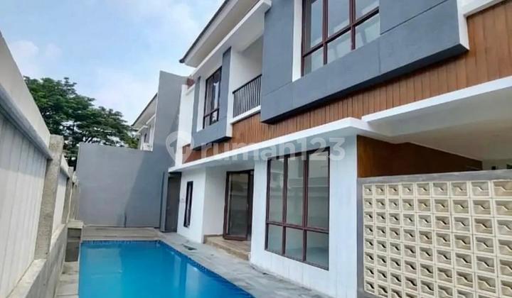 Rumah Hook Pool Siap Huni Di Cluster Discovery Bintaro