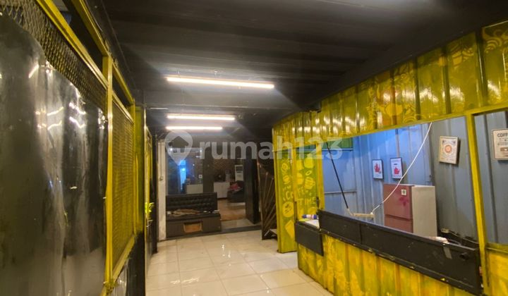 Ready-to-Use Shophouse with Strategic Location by the Main Road in Pesanggrahan, South Jakarta 2