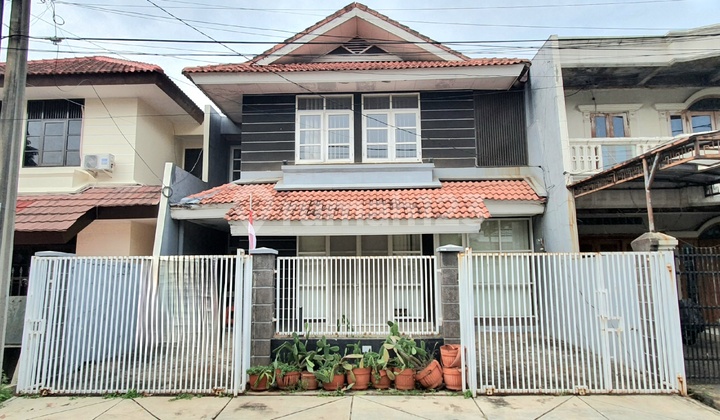 For Sale: A warm and inviting home, neat and ready to occupy, in the prime location of Gading Kirana Timur, Kelapa Gading.