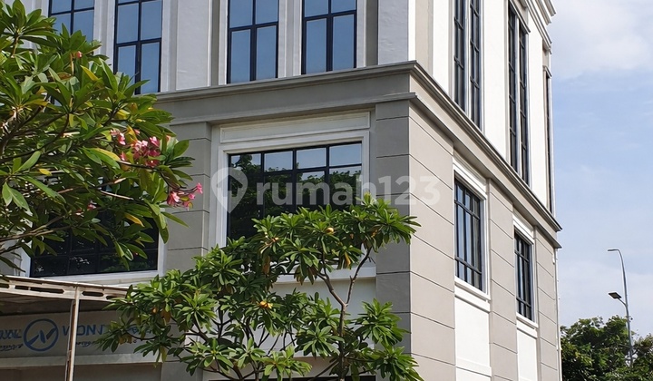 Ruko Hoek Dua Muka Sedayu City, Kelapa Gading. 4,5X18m2