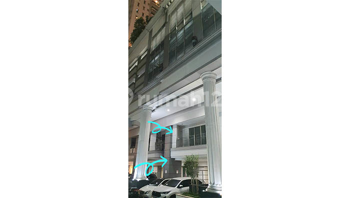 Jarang ada!! Ruko 2 lantai lebar 7. Luas, rapih, siap pakai. Di bawah French Walk Tower Evian, MOI, Kelapa Gading Jarang ada!! Ruko 2 lantai lebar 7. Luas, rapih, siap pakai. Di bawah French Walk Tower Evian, MOI, Kelapa Gading