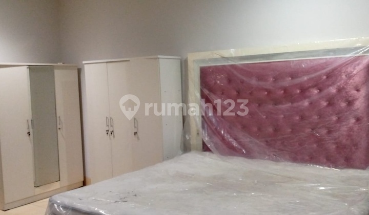 Rumah Bukit Gading Mediterania, Valencia, Kelapa Gading 1