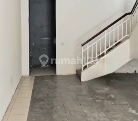 Ruko Raya Kelapa Hibrida, Kelapa Gading