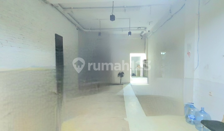 Ruko Bukit Gading Indah, Depan Perumahan Gading Kirana, Kelapa Gading, Hadap Dalam.