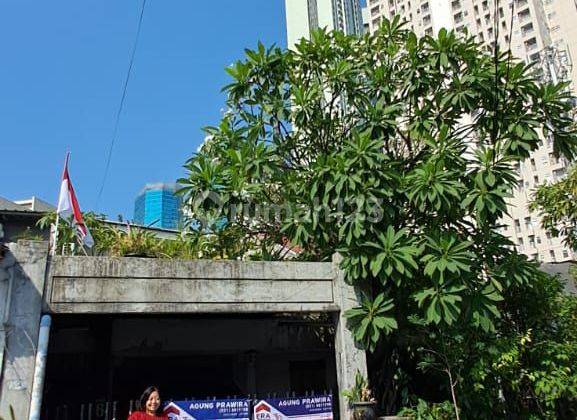 Rumah di Tanjung Duren Timur 2 Lantai Sudah Renovasi 2