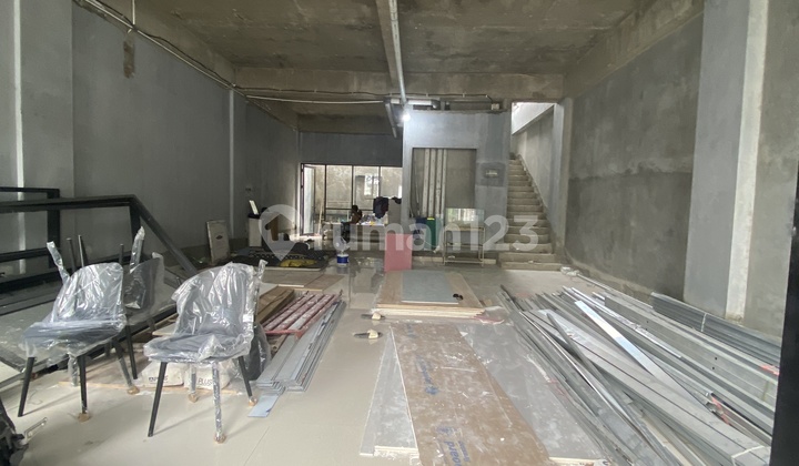 Jual Ruko 3.5 Lantai Kol Sugiono Duren Sawit. Hak Milik. Rp 8.8M. Akses Tol Jorr